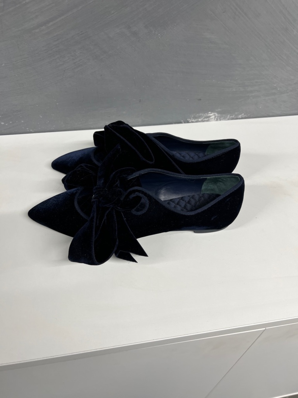 Tory Burch Blue Velvet Pointed Bow Flats - Picture 4 of 7